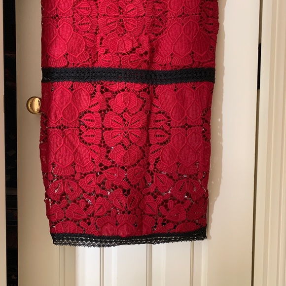 Alexis Dress - Picture 5 of 7